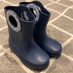 Okabashi rain boots: size 9, navy